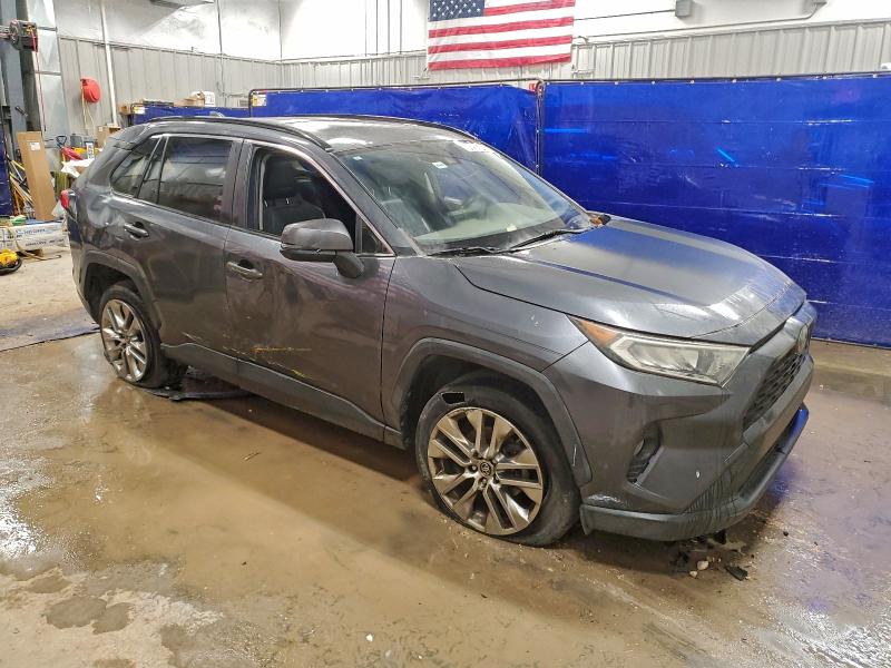Photo 4 from auction – 2019 TOYOTA RAV4 XLE P with VIN JTMC1RFV2KD013636