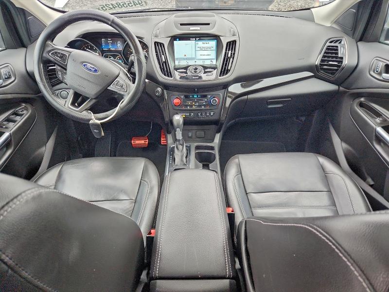 Photo 8 from auction – 2017 FORD ESCAPE with VIN 1FMCU0JD1HUB06153