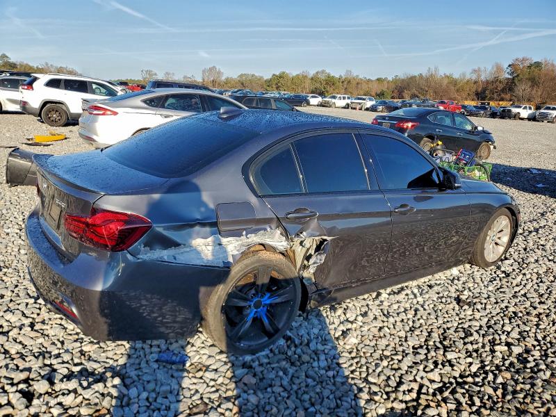 Photo 3 from auction – 2017 BMW 340 I with VIN WBA8B3G34HNU36392