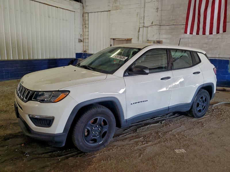 JEEP COMPASS 2020 with VIN 3C4NJCABXLT118200 - Photo from auction