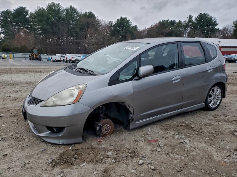 HONDA FIT 2010 with VIN JHMGE8G40AC022747 - Photo from auction