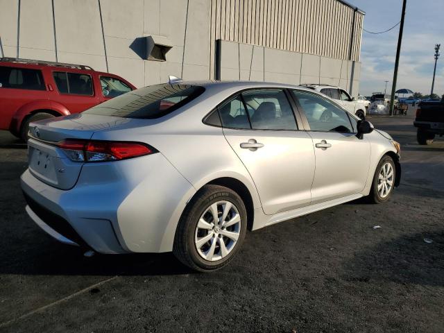 Photo 3 from auction – 2022 TOYOTA COROLLA LE with VIN 5YFEPMAE4NP366477