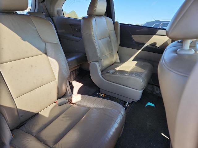 Photo 11 from auction – 2012 HONDA ODYSSEY TO with VIN 5FNRL5H92CB070166