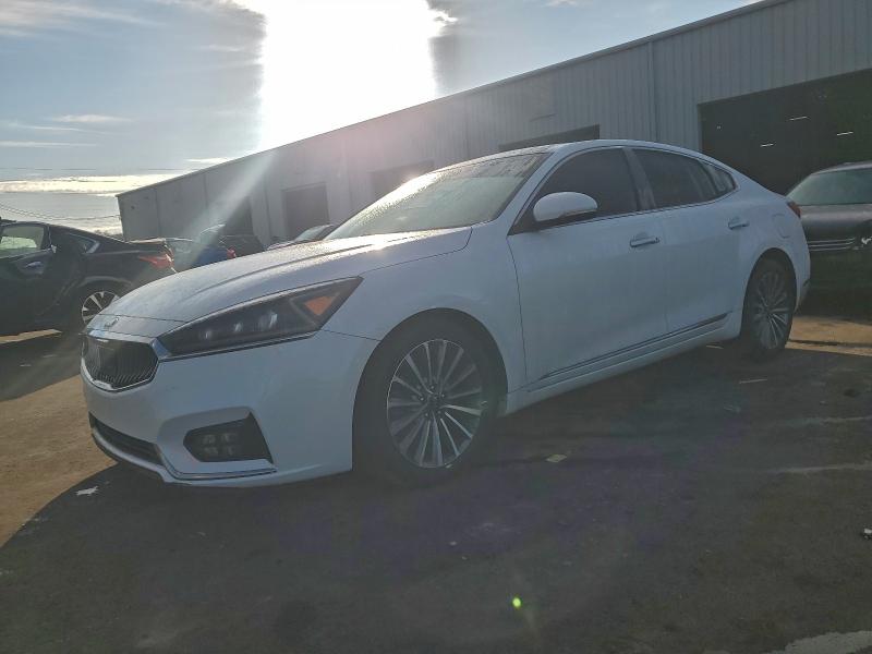 KIA CADENZA PR 2017 with VIN KNALC4J17H5067984 - Photo from auction