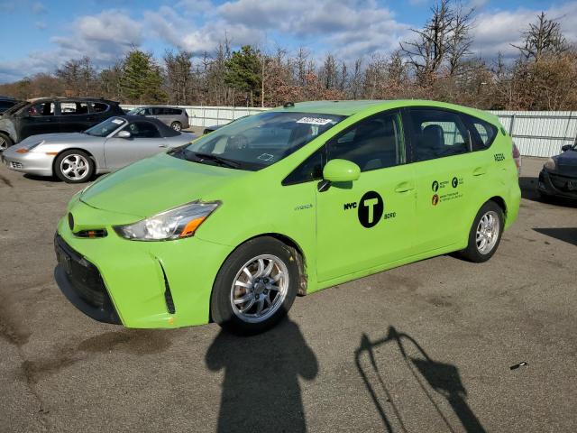 Photo 1 from auction – 2015 TOYOTA PRIUS V with VIN JTDZN3EU7FJ035272