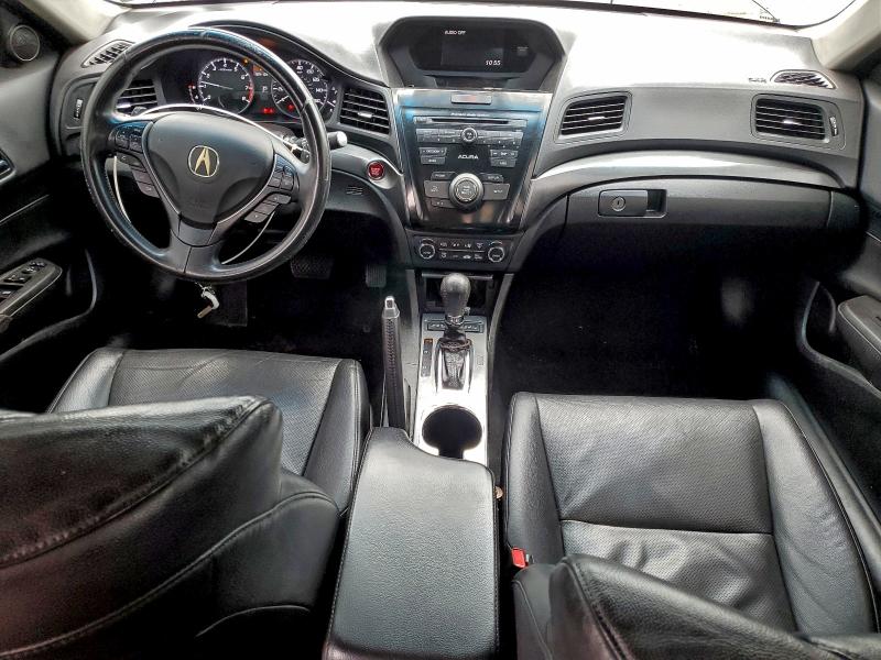 Photo 8 from auction – 2013 ACURA ILX 20 PRE with VIN 19VDE1F57DE002247