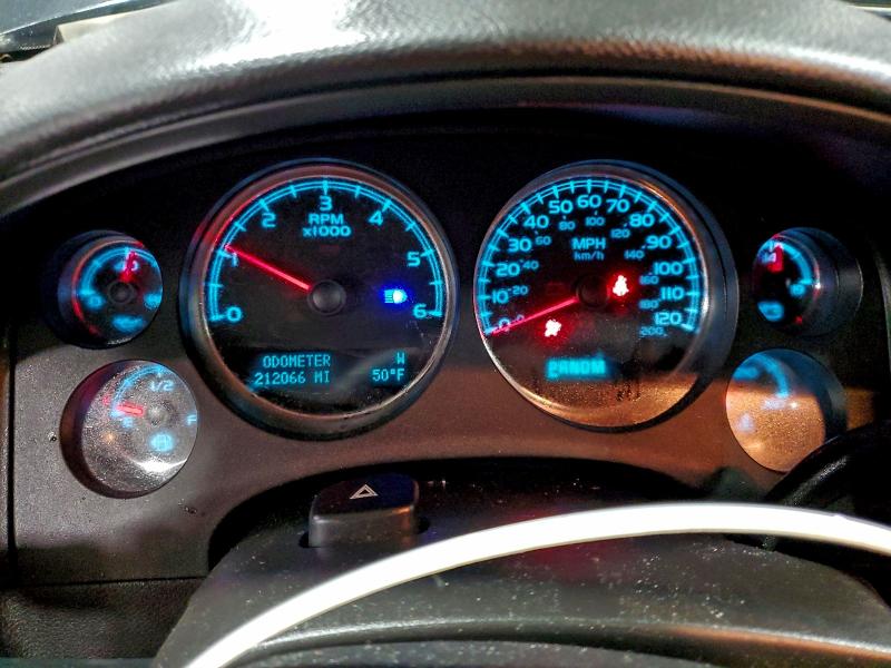 Photo 9 from auction – 2013 CHEVROLET SUBURBAN with VIN 1GNSKKE75DR313428