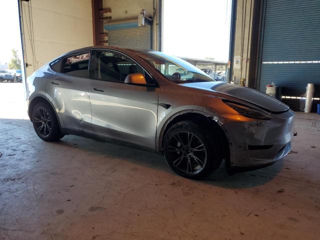 Photo 4 from auction – 2025 TESLA MODEL Y with VIN 7SAYGDEEXSF296341