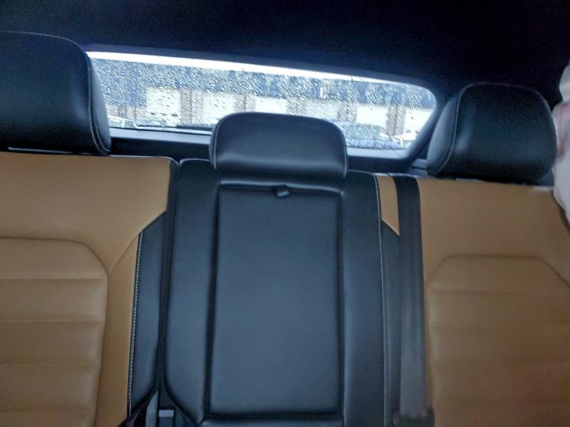 Photo 10 from auction – 2022 VOLKSWAGEN ATLAS CROS with VIN 1V2FE2CA3NC217218