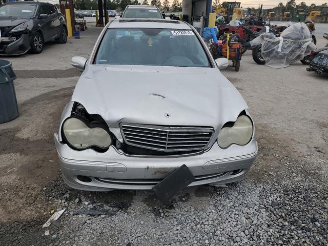 Photo 5 from auction – 2004 MERCEDES-BENZ C with VIN WDBRF40J64F553534