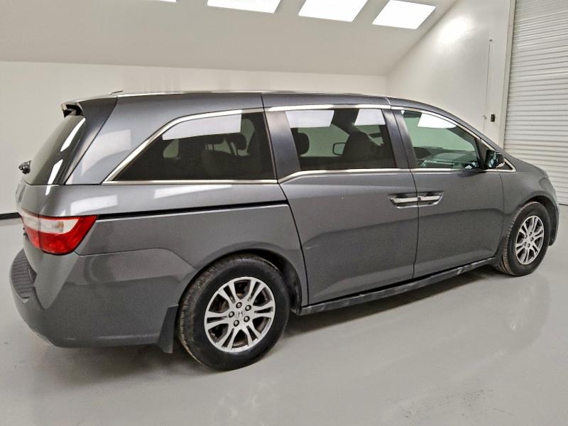 Photo 3 from auction – 2012 HONDA ODYSSEY EX with VIN 5FNRL5H45CB095423