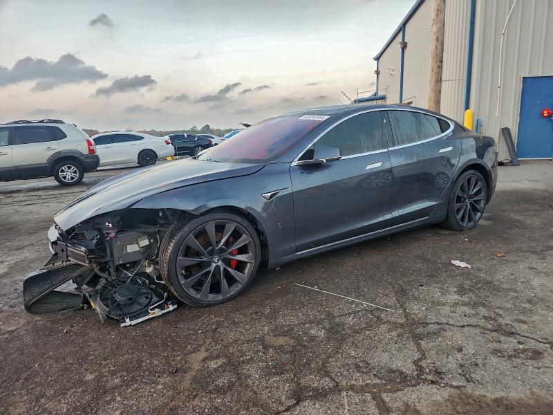 TESLA MODEL S 2018 with VIN 5YJSA1E47JF284172 - Photo from auction
