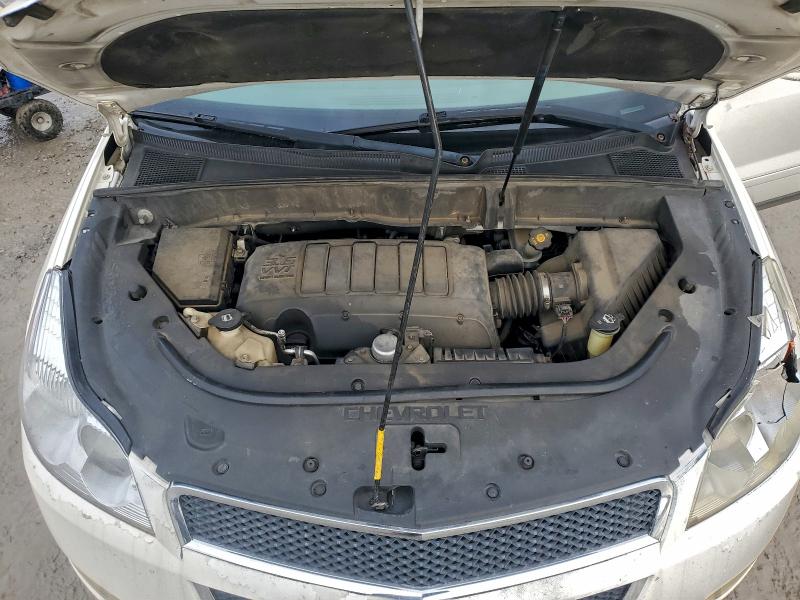 Photo 12 from auction – 2011 CHEVROLET TRAVERSE L with VIN 1GNKVGEDXBJ352070