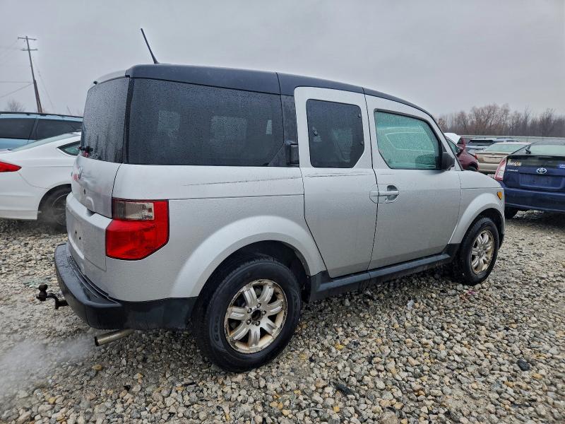 Photo 3 from auction – 2006 HONDA ELEMENT EX with VIN 5J6YH287X6L024140