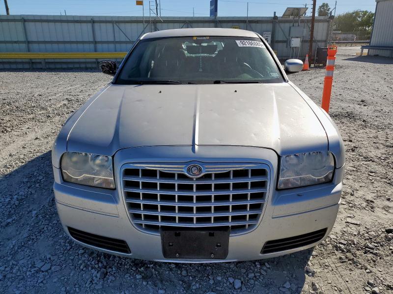 Photo 5 from auction – 2007 CHRYSLER 300 with VIN 2C3LA43R07H822089
