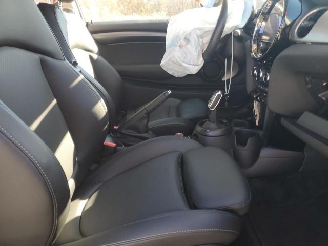 Photo 10 from auction – 2022 MINI COOPER S with VIN WMW53DH0XN2R97283