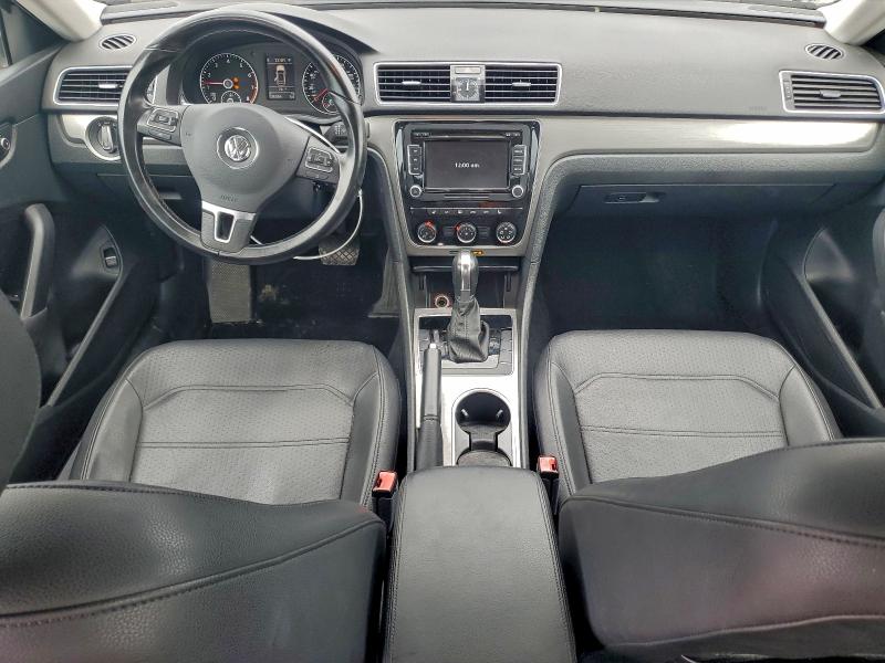 Photo 8 from auction – 2014 VOLKSWAGEN PASSAT SE with VIN 1VWBT7A3XEC118075