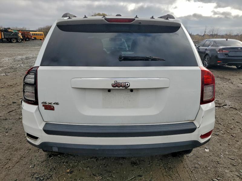 Photo 6 from auction – 2016 JEEP COMPASS SP with VIN 1C4NJDBBXGD770539