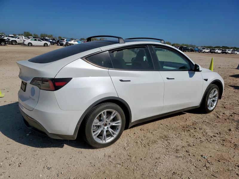 Photo 3 from auction – 2024 TESLA MODEL Y with VIN 7SAYGDEE8RA278878