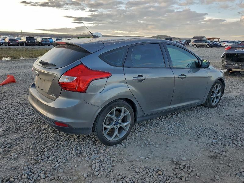Photo 3 from auction – 2014 FORD FOCUS SE with VIN 1FADP3K27EL413493