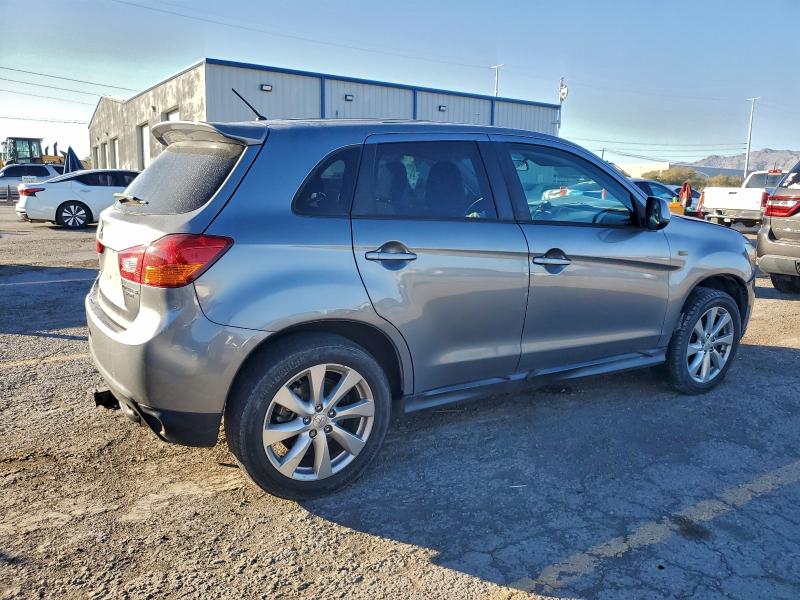 Photo 3 from auction – 2015 MITSUBISHI OUTLANDER with VIN 4A4AP3AU0FE052820
