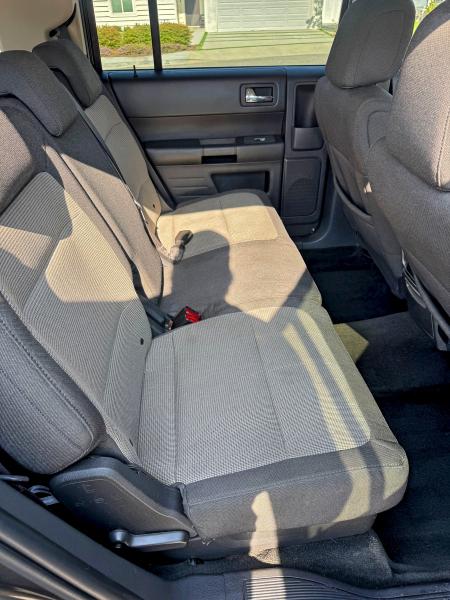 Photo 6 from auction – 2011 FORD FLEX SE with VIN 2FMGK5BC1BBD21636