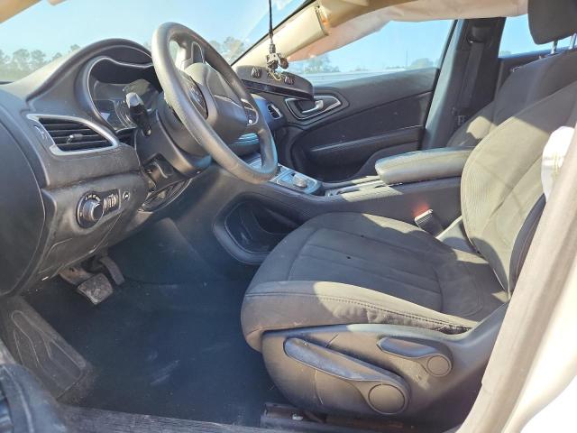 Photo 7 from auction – 2015 CHRYSLER 200 with VIN 1C3CCCAB1FN580641