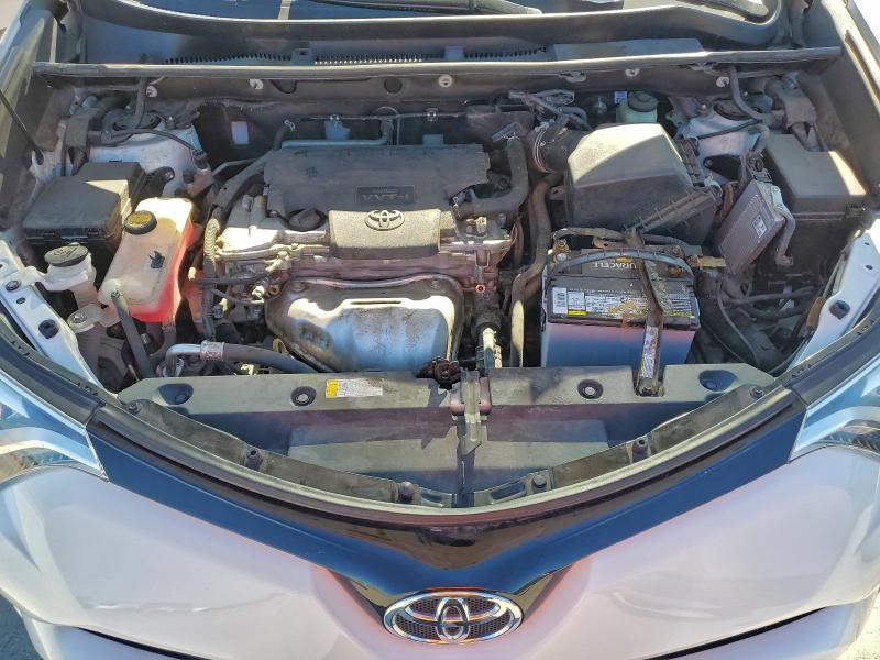 Photo 12 from auction – 2016 TOYOTA RAV4 SE with VIN 2T3NFREV2GW296528