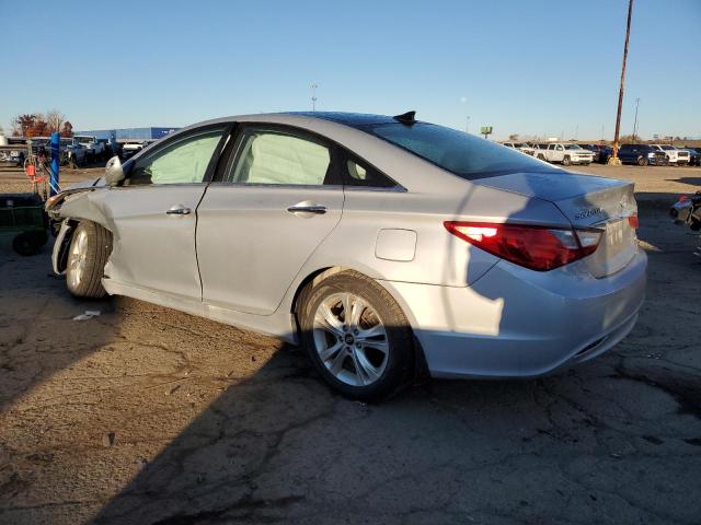 Photo 2 from auction – 2012 HYUNDAI SONATA SE with VIN 5NPEC4AC7CH479487