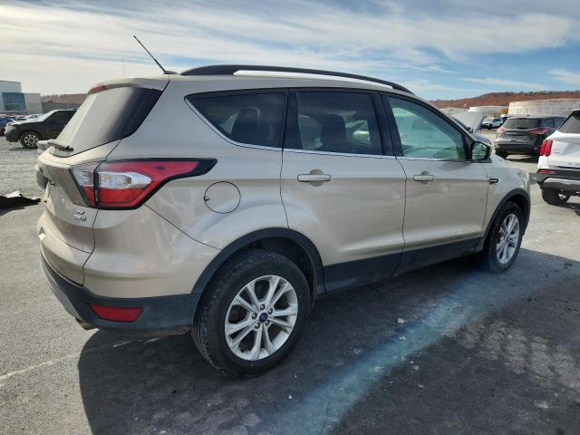 Photo 3 from auction – 2018 FORD ESCAPE SE with VIN 1FMCU9GD9JUC77511