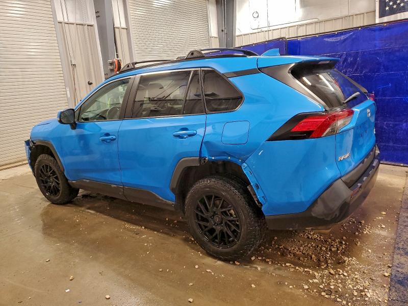 Photo 2 from auction – 2020 TOYOTA RAV4 XLE with VIN 2T3P1RFV2LC137364
