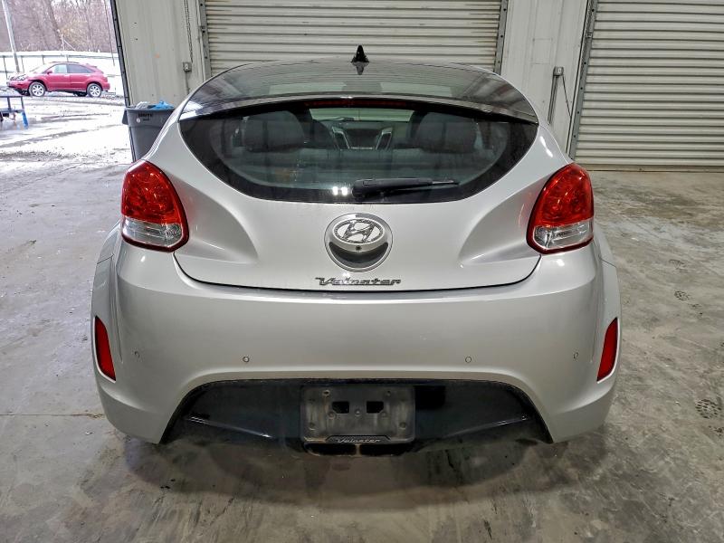 Photo 6 from auction – 2012 HYUNDAI VELOSTER with VIN KMHTC6AD8CU080360