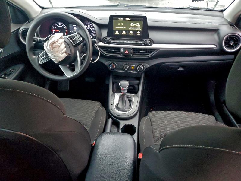 Photo 8 from auction – 2021 KIA FORTE with VIN 3KPF24AD8ME303389
