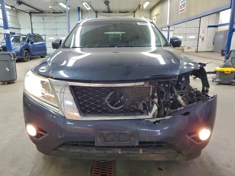 Photo 5 from auction – 2015 NISSAN PATHFINDER with VIN 5N1AR2MM1FC700227