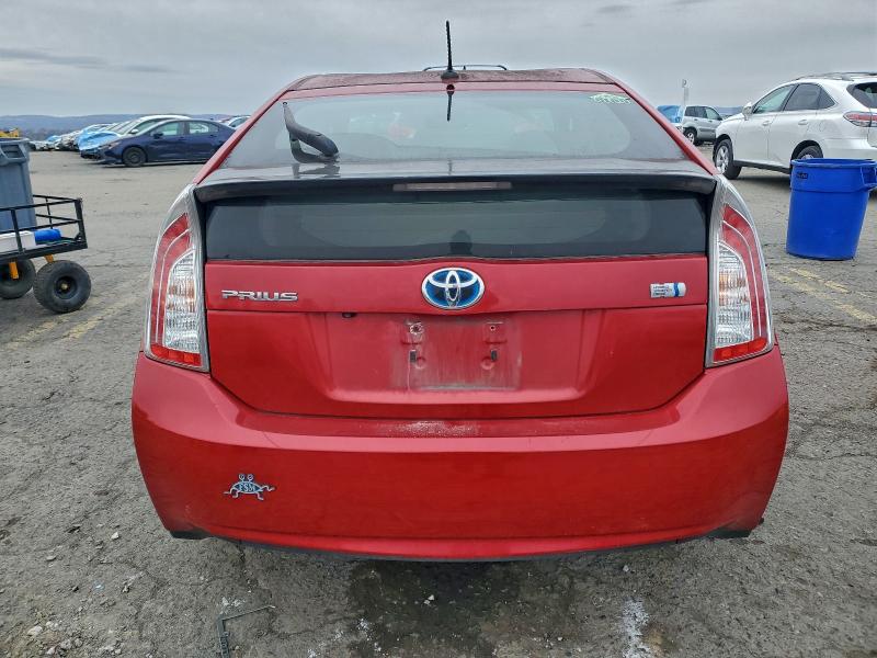 Photo 6 from auction – 2014 TOYOTA PRIUS with VIN JTDKN3DU6E1779527
