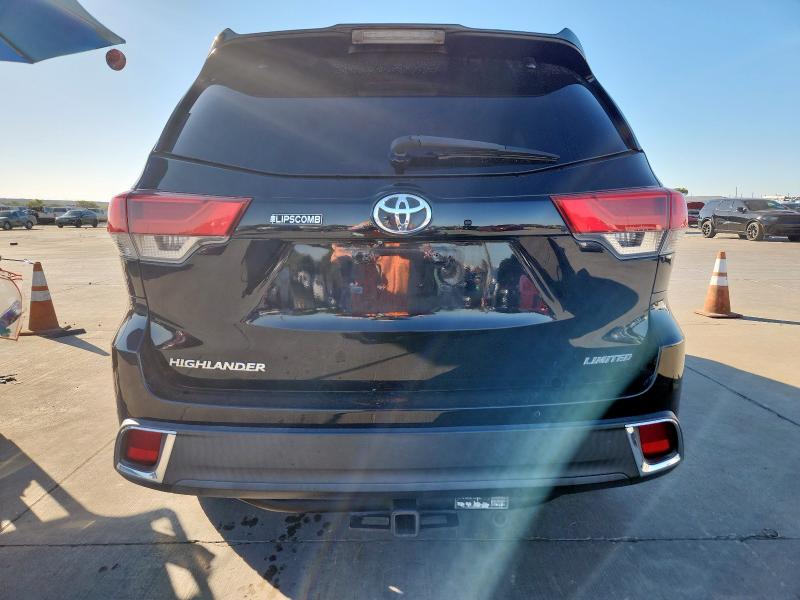 Photo 6 from auction – 2018 TOYOTA HIGHLANDER with VIN 5TDYZRFH9JS239281