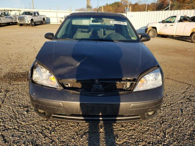 Photo 5 from auction – 2005 FORD FOCUS ZX4 with VIN 1FAFP34N25W317575