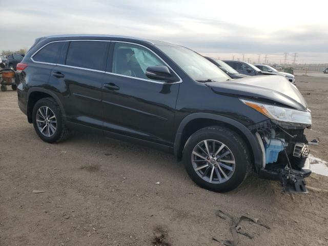 Photo 4 from auction – 2019 TOYOTA HIGHLANDER with VIN 5TDJZRFH2KS590732
