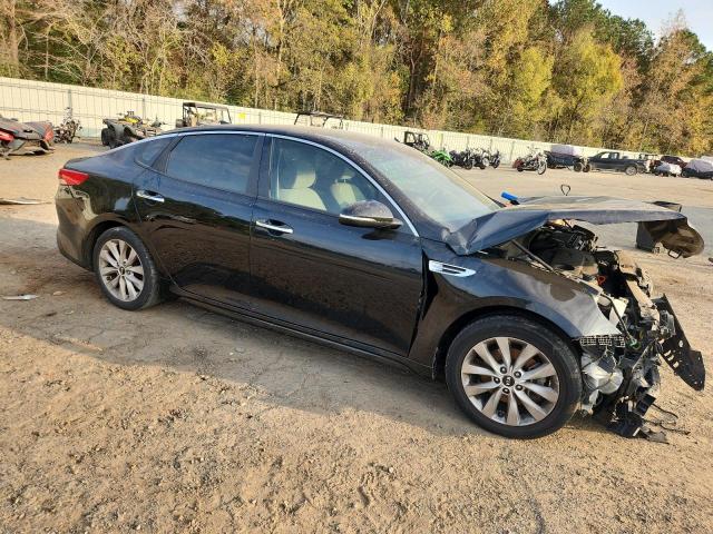 Photo 4 from auction – 2016 KIA OPTIMA LX with VIN 5XXGT4L3XGG063571