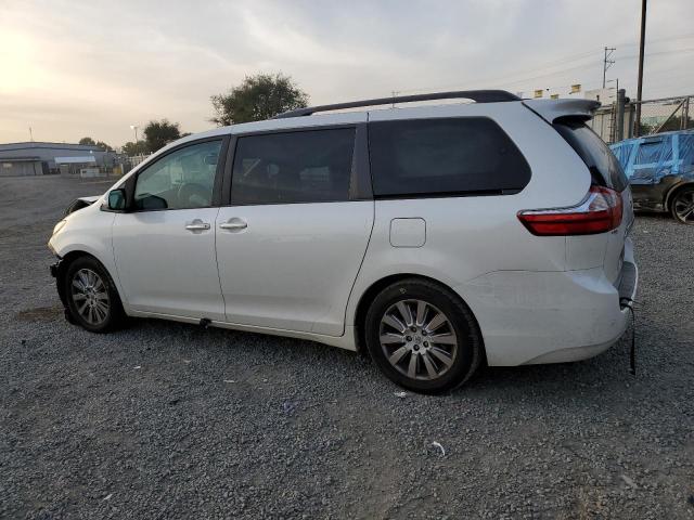 Photo 2 from auction – 2015 TOYOTA SIENNA XLE with VIN 5TDYK3DC6FS633563
