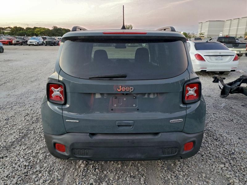 Photo 6 from auction – 2018 JEEP RENEGADE L with VIN ZACCJABB4JPJ32945
