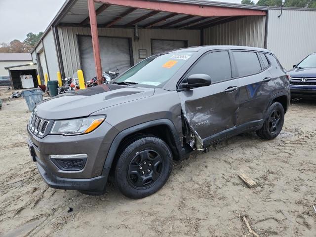 JEEP COMPASS 2018 with VIN 3C4NJCAB9JT361770 - Photo from auction
