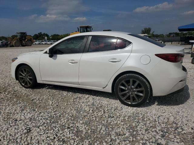 Photo 2 from auction – 2018 MAZDA 3 TOURING with VIN 3MZBN1V35JM221821