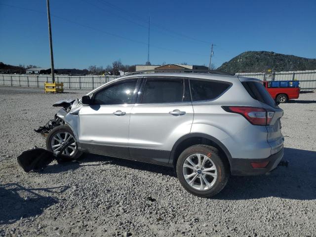 Photo 2 from auction – 2018 FORD ESCAPE SE with VIN 1FMCU9GD1JUD48166