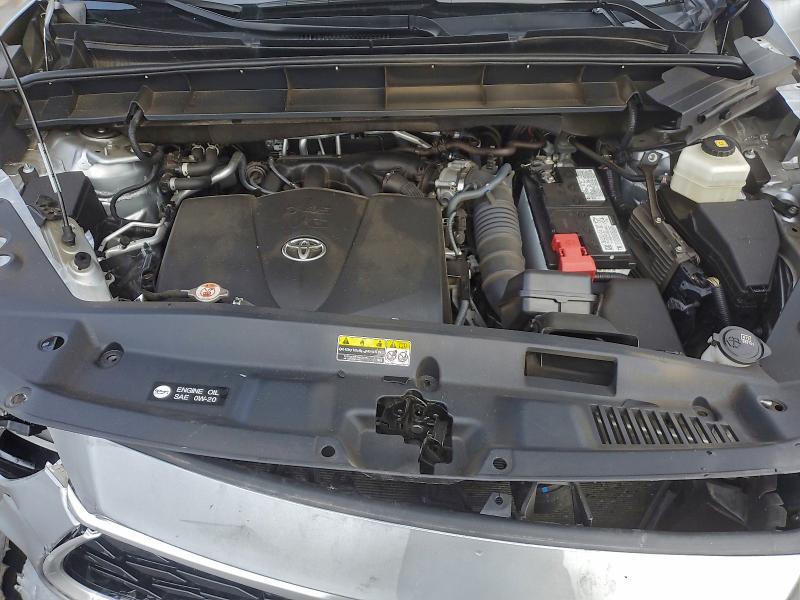 Photo 11 from auction – 2021 TOYOTA HIGHLANDER with VIN 5TDCZRBH1MS158165