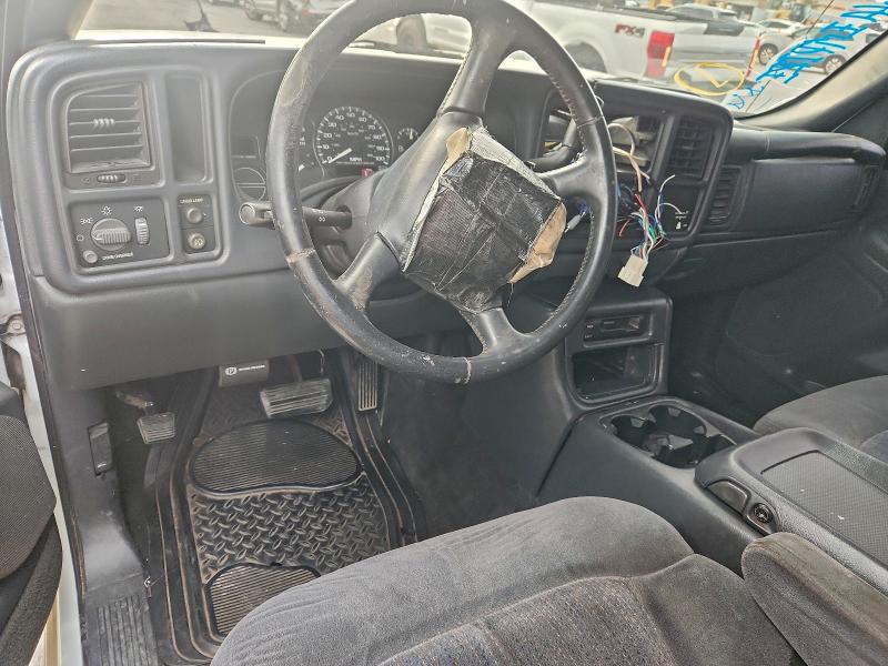 Photo 8 from auction – 2002 CHEVROLET SILVERADO with VIN 2GCEC19T721144152