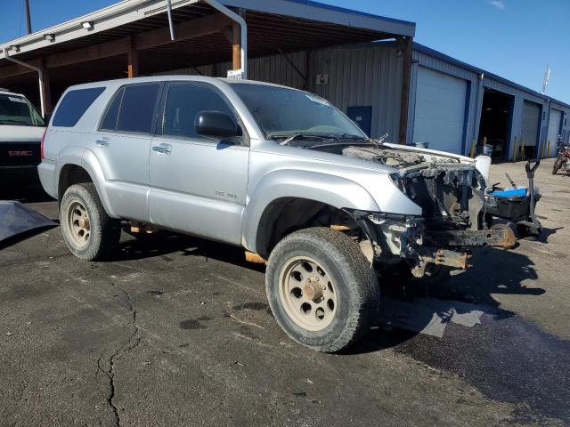 Foto 4 de la subasta – 2006 TOYOTA 4RUNNER SR con VIN JTEBU14R960100372