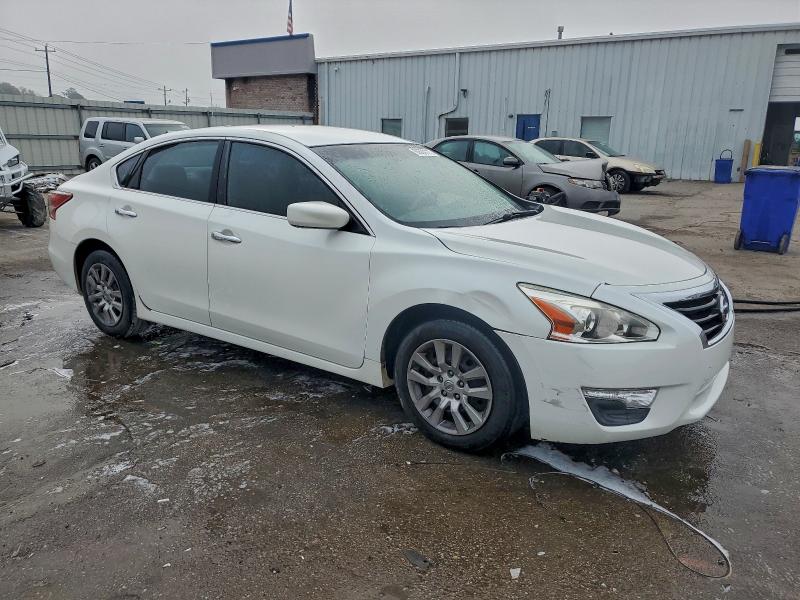 Photo 4 from auction – 2013 NISSAN ALTIMA 2.5 with VIN 1N4AL3AP2DC115220