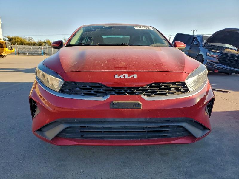 Photo 5 from auction – 2022 KIA FORTE FE with VIN 3KPF24AD3NE460197