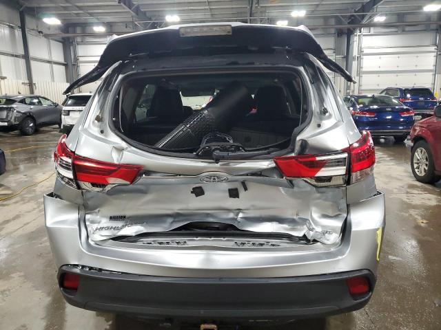 Photo 6 from auction – 2017 TOYOTA HIGHLANDER with VIN 5TDJZRFH4HS434488